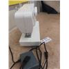 Image 3 : Singer Promise Portable Electric Sewing Machine