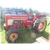 Image 1 : International 574 Diesel, Power Steering, 3 PTH 540 /1000 PTO Hydraulic  16.9-30 High/Low Range - Br