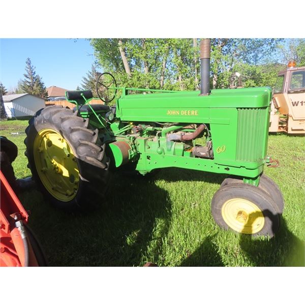 John Deere 60 Narrow Front Pulley 540 PTO Hydraulic & Rock Shaft 14.9/13-38 Serial # 6008609