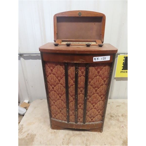 Rogers Majestic Small Cabinet Radio 25"x17"x9"