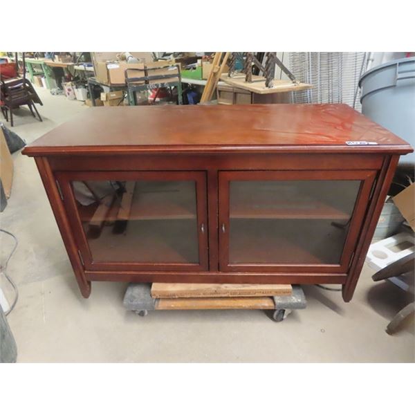 TV Stand 28" x 48" x 22"