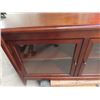 Image 3 : TV Stand 28" x 48" x 22"