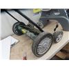 Image 3 : Yardworks Reel Mower & Hosemobile