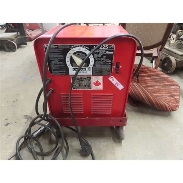 Lincoln 225 Amp Welder
