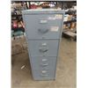 Image 3 : 4 Drawer Metal Filing Cabinet 52" x 18" X 25"