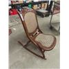 Image 1 : Folding Rocking Chair