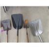 Image 2 : 5 Shovels - 1 Aluminum & Spade