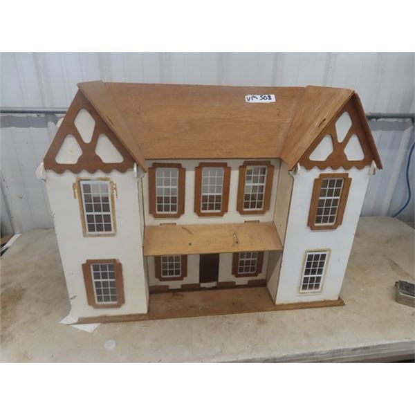 Doll House 25" X 32" X 14"
