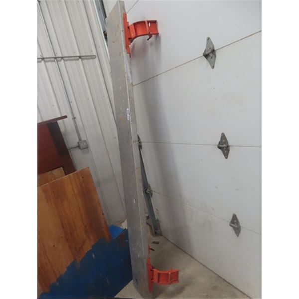 Scaffolding Brackets & Plank 8' Long