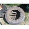 Image 1 : Implement Tire 11.25  24