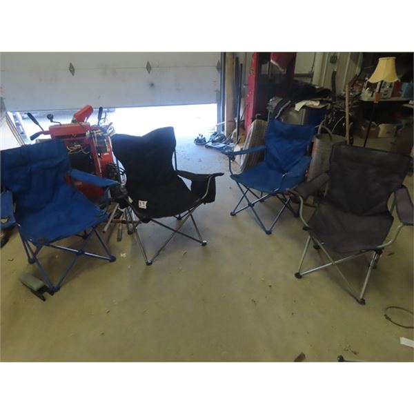 4 Folding Lawn Chairs