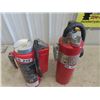 Image 2 : 2 Fire Extinguishers