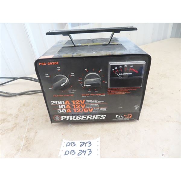 Proseries 200 A 12V/6V Battery Charger