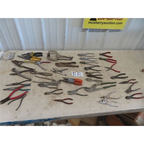 Quantity of Tin Snips, Cutter, Pliers, Vice Grips