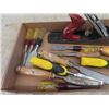 Image 2 : 11 Wood Chisels & Wood Planer