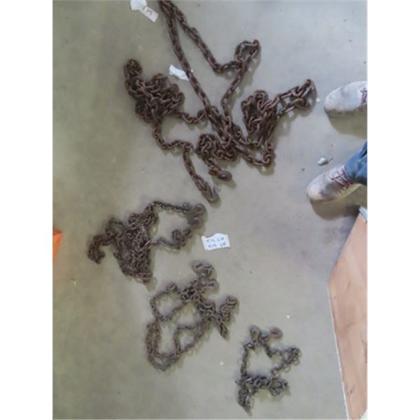4 Chains - All with 2 Hooks Each
