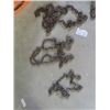 Image 3 : 4 Chains - All with 2 Hooks Each