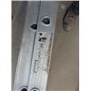 Image 3 : Aluminum 15' Extension Ladder
