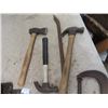 Image 2 : 7 Clamps, Hammer, Drill Bits, Carpenter Belt