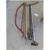 Image 1 : 5 Yard Tools; Post Hole Digger, Scuffler, Saw, Hoe
