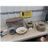 Image 1 : Galvanized Boiler with Lid, Graniteware, Spatton, 2 Aluminum Kettles