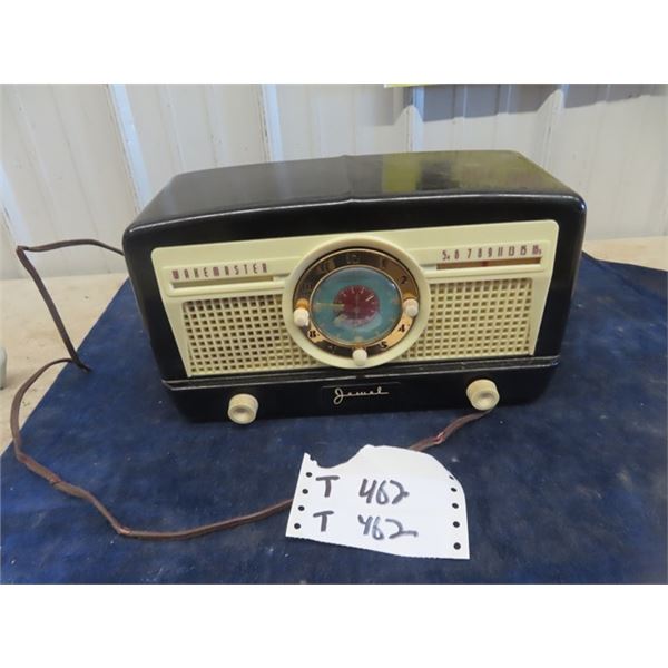 Jewel Bakelight Radio