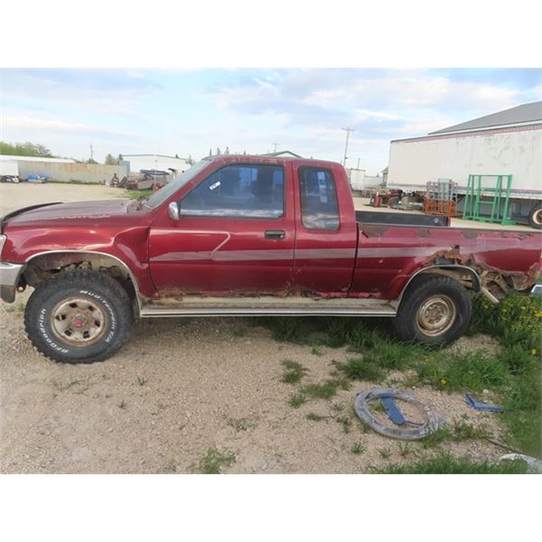 For Parts or Restore - 1990 Toyota X-tra Cab Pick Up 4x4 - 3.0L V6 Engine, 5 Speed Manual Transmissi