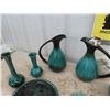 Image 2 : 7 Blue Mountain Decor Items; Vases, Pitcher, Trays