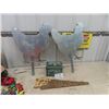 Image 1 : Metal Chicken Displays, Welcome Saw Sign, Trinket Tin