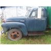 Image 2 : 40's Chevy Model 1543 Dually Truck with 12' Box Stored Indoors, Rebuilt Engine at One Point - Motor