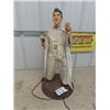 Image 1 : Elvis Motion Display 31" Tall