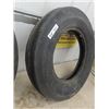 Image 2 : 2 Front Tractor Tires 600- 16