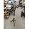 Image 2 : Brass Candle Stand