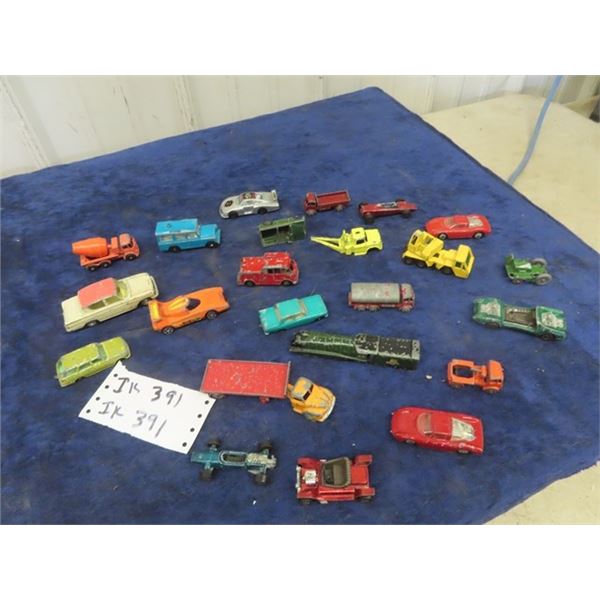 25 Toy Cars; Corgi, Corgi JR, Lesney, Dinky, Matchbox, Hot Wheels...