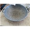 Image 2 : Granite Strainer, Pyrex Cannisters