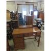 Image 1 : (gs) Maple Desk Vilas 31" X 42" X 18" & Mirror 25" x 37"