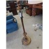 Image 3 : Floor Bridge Lamp