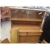 Image 2 : 8 Pc Krug Oak Dinig Room Suite; China Cabinet 60"x 48" X 18" , Table 36" x 56" + 3 - 8" Leaves & 6 C