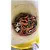 Image 2 : 2 PAILS OF SHACKLES
