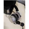 Image 2 : BEYER DYNAMIC DT990 HEADPHONES