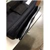 Image 8 : LAS VEGAS TEXAS HOLDEM TABLE LAMP, POKER SET AND COOLER BAG