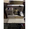 Image 2 : JANOME MEMORY 7 MODEL 5001 SEWING MACHINE WITH FABRIC