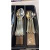 Image 2 : ROGERS AND SONS SILER PLATED 8 PLACE SETTING CUTLERY