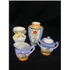 Image 8 : 18 Pieces of Made in Japan Late 1940s to 1950s Cups, Saucers, Etc.