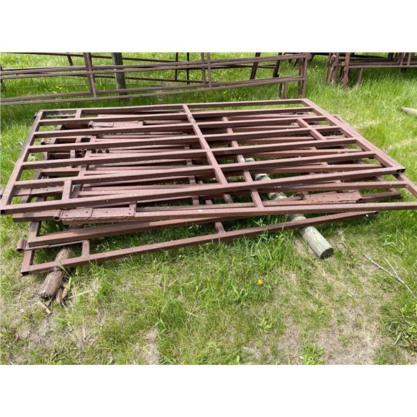 8-8'x5' Gates, 1 1/2" square tubing