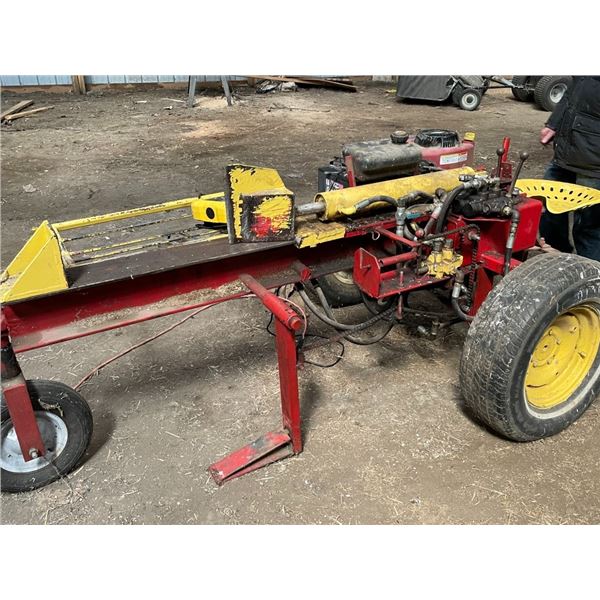 Wood splitter - Self propelled w/hyd elevator