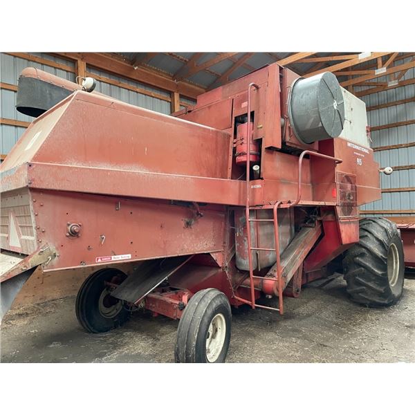 IHC 915 SP Combine