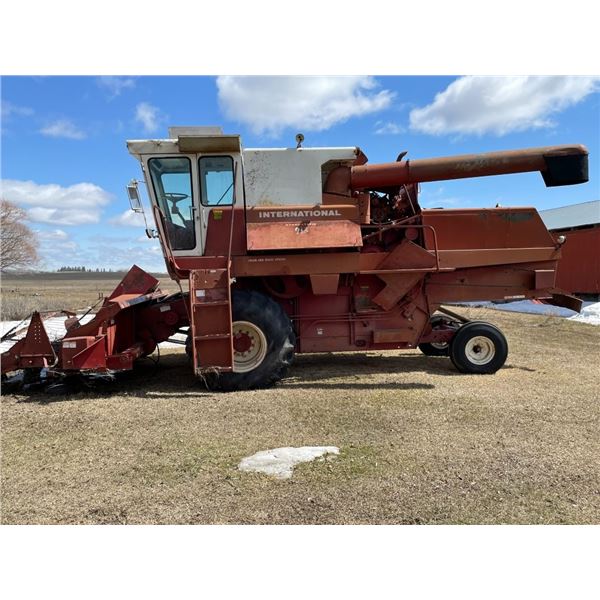 IHC 915 SP Combine - for parts