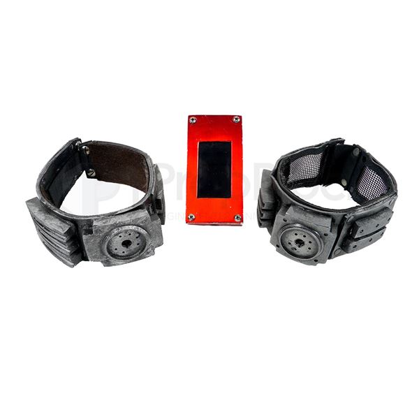 The Gifted (2017) Camera Slate & Mutant Collar Set