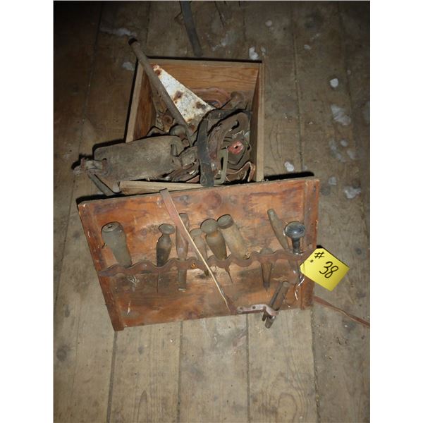 LEATHER TOOL KIT, HARNESS